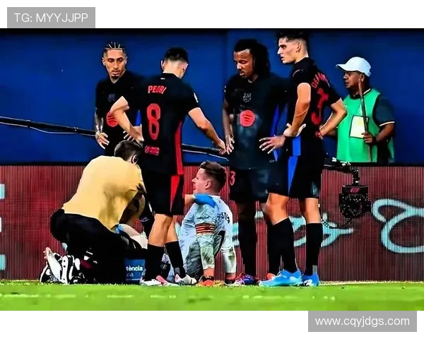 欧洲足坛劲旅冬窗大动作引发转会市场新一轮震荡与关注热议不断中